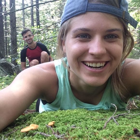 Meet your Posher, Ali - Picture 1 of 1